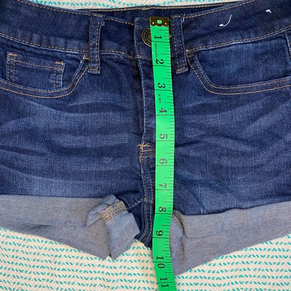 S.O. Shortie Shorts - Picture 6 of 7